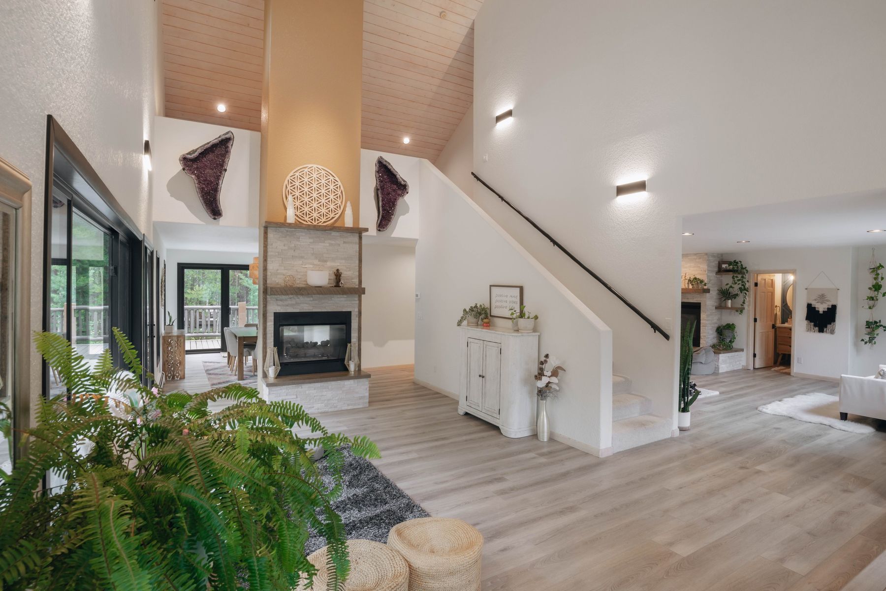 The great room at Colorado Mountain Sanctuary