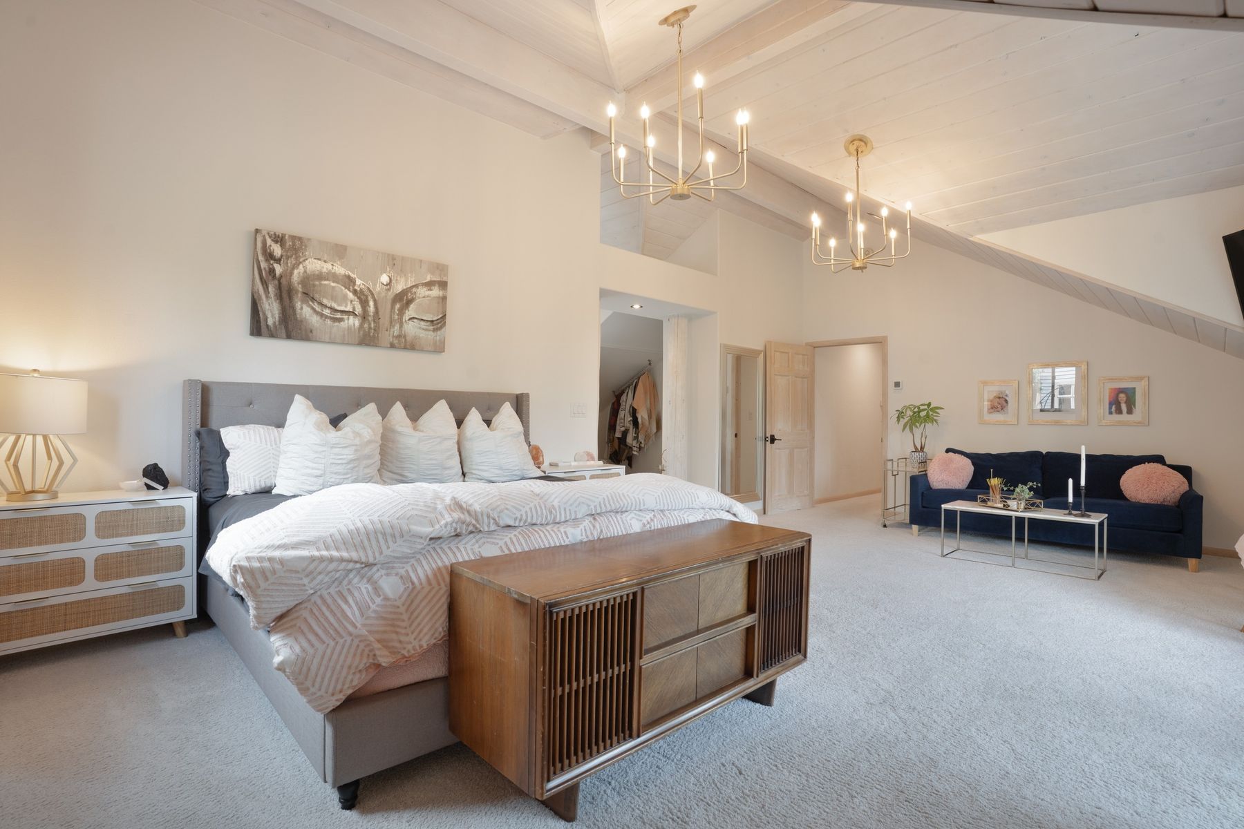 Primary suite at Colorado Mountain Sanctuary